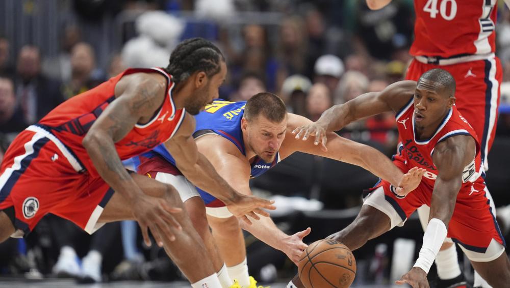 在收購魯本 在收購魯本